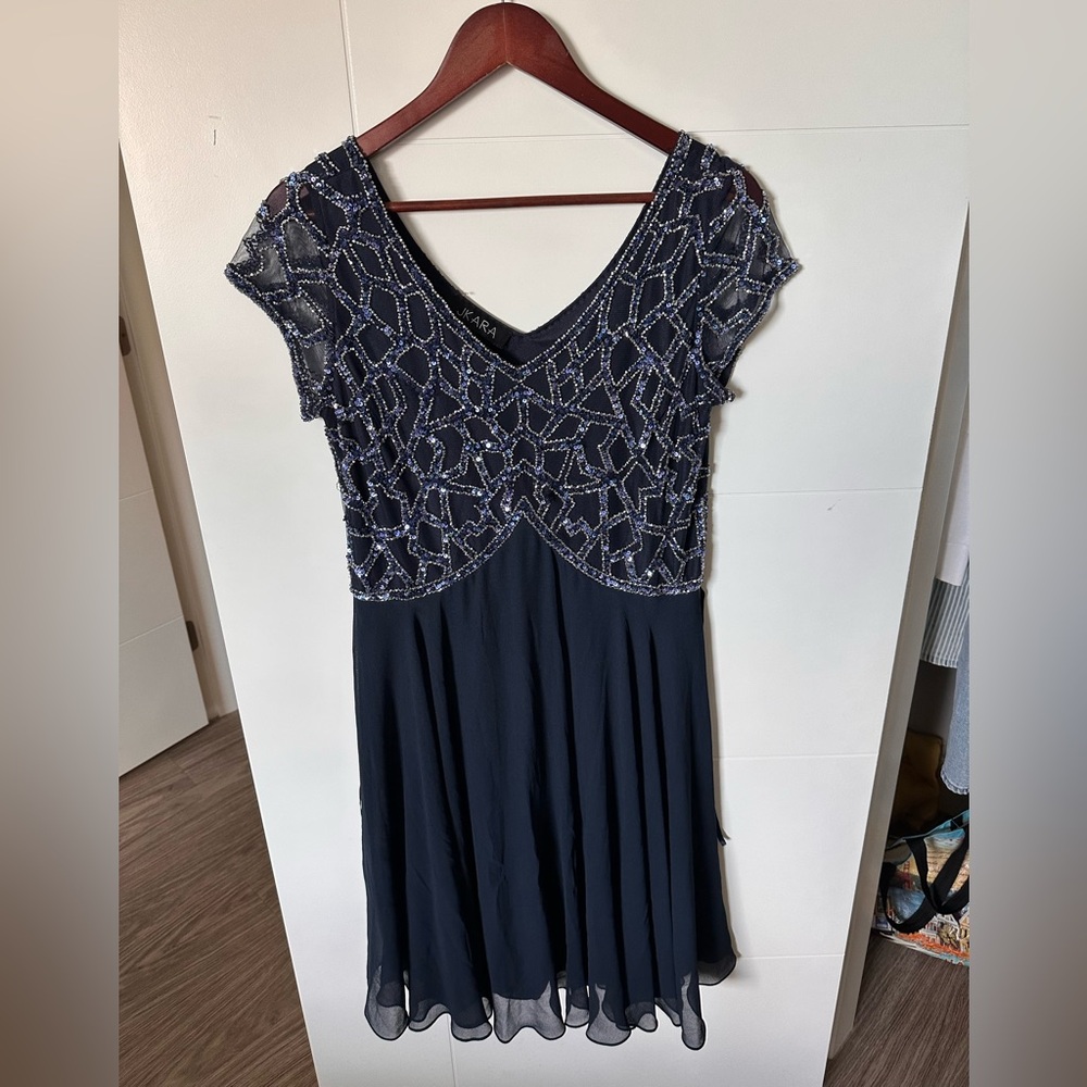 J Kara navy blue beaded sequin chiffon flowy cap sleeve dress
